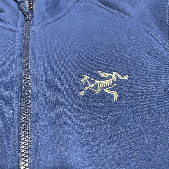 Arc’teryx Fleece Sweater - Picture 2 of 2